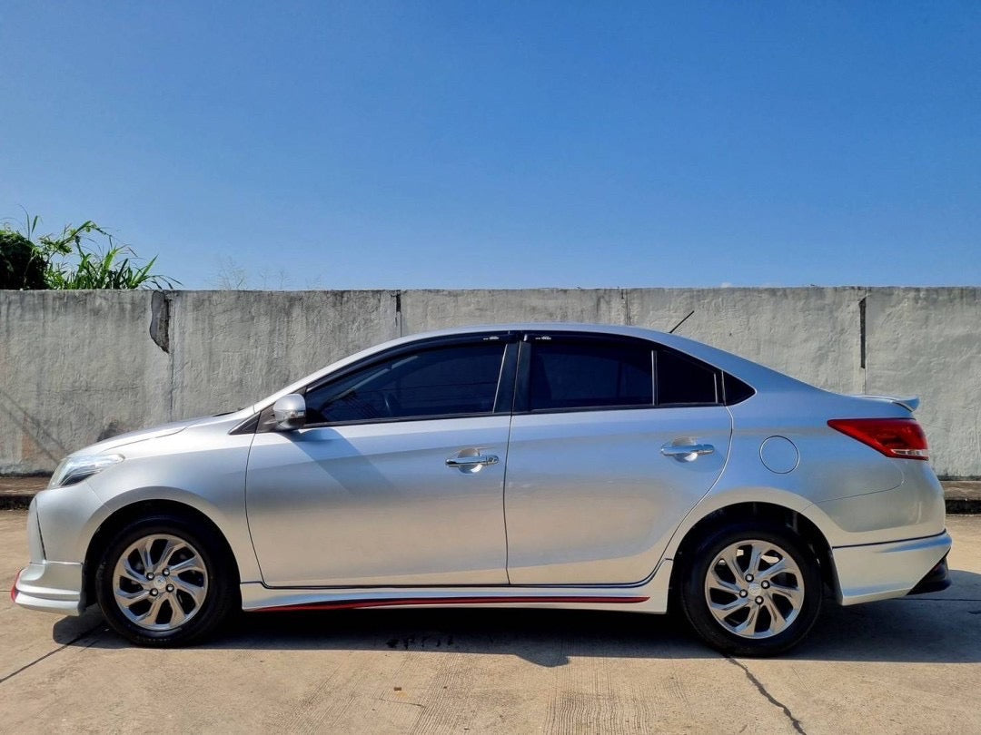 TOYOTA VIOS 1.5 E (รถมือเดียว)
สีบรอนซ์ เกียร์ออโต้ ปี 2017