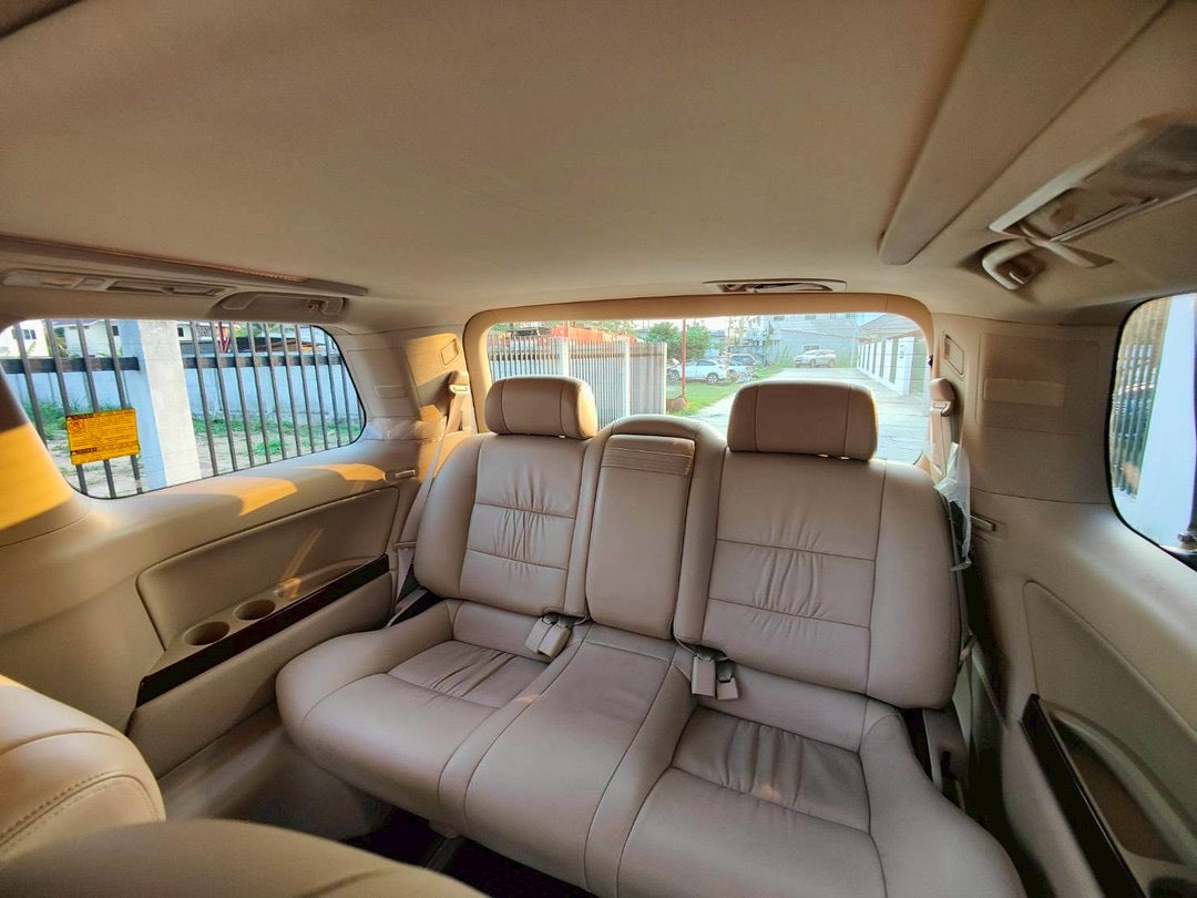 TOYOTA ALPHARD 2.4V ปี 2554