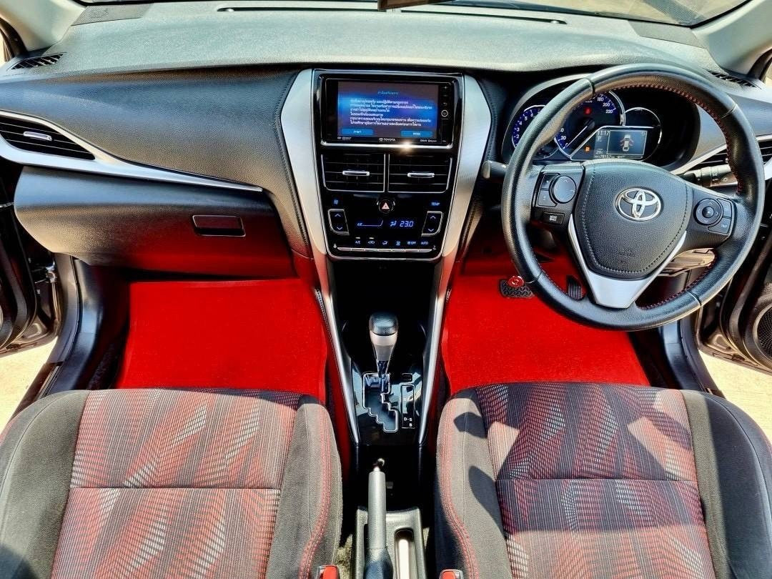 Toyota Yaris ATIVE S Top 2561