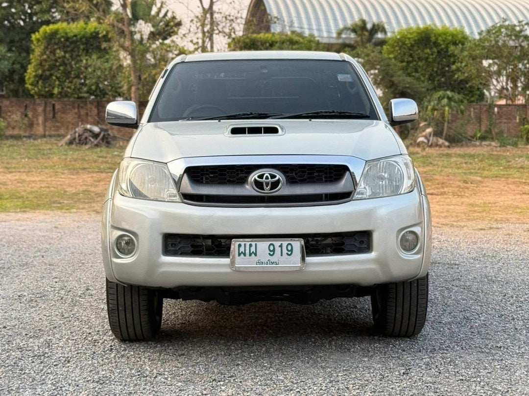 Toyota Hilux vigo 2.5 E Preruner เกียร์ธรรมดา ปี 2010/2553