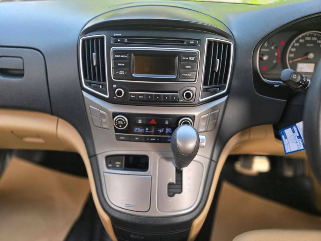 Hyundai H-1 Elite NS ปี 2022/2565