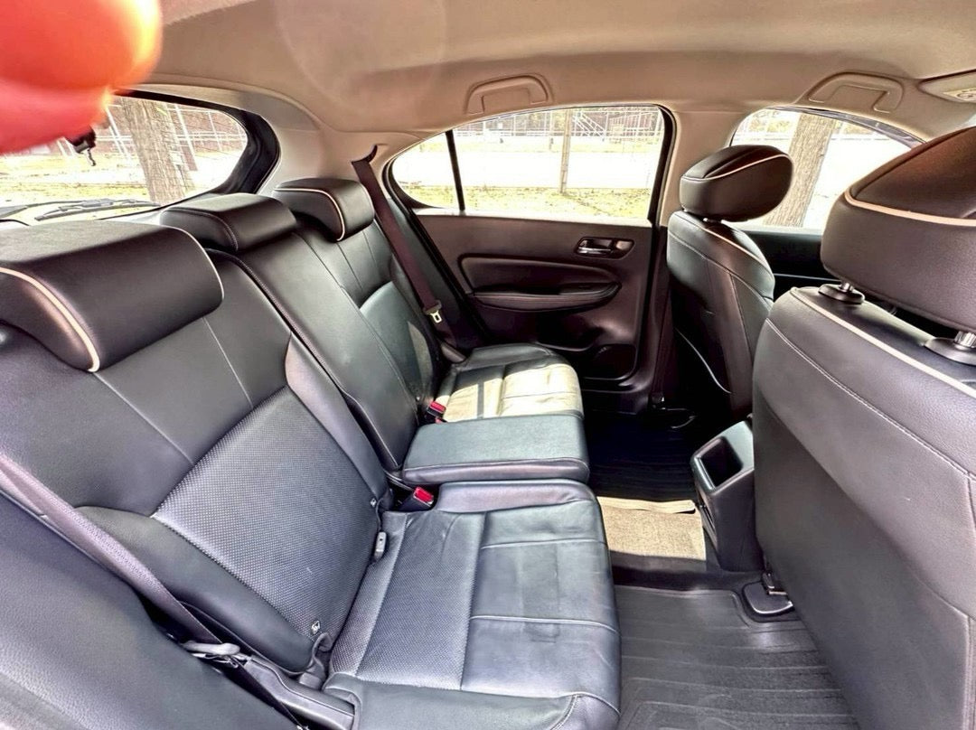 Honda City Hatchback 1.0 Turbo รุ่น Sv ปี 2021