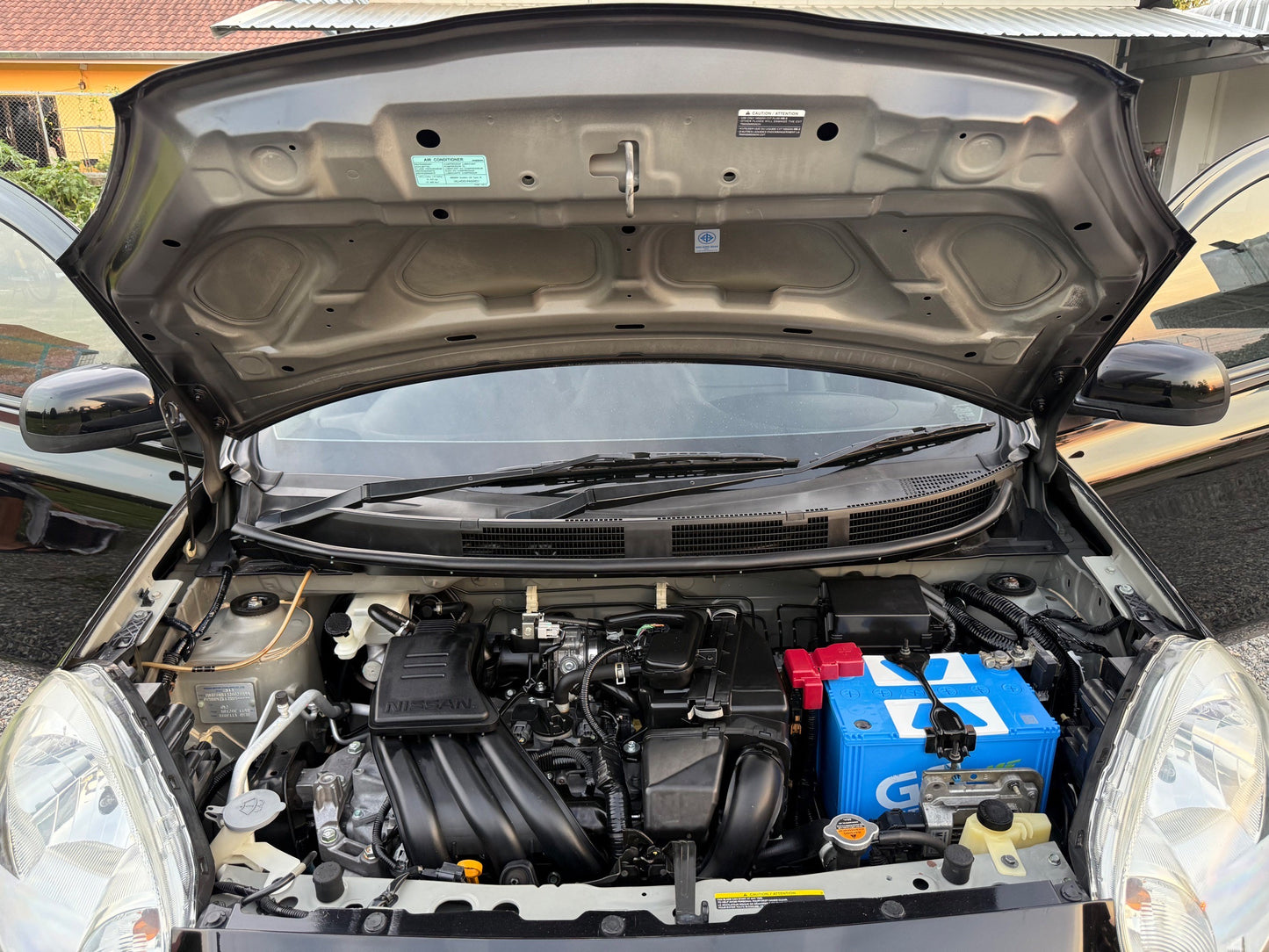 Nissan March 1.2 V A/T ปี 2011