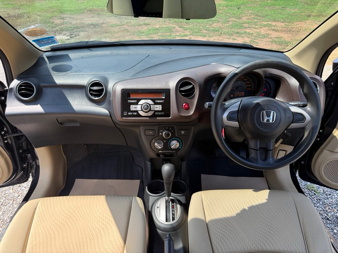 Honda brio AMAZE 1.2V i-vtec A/T AIRBAG ABS A/T(เกียร์ออโต้) ปี 2013/2556