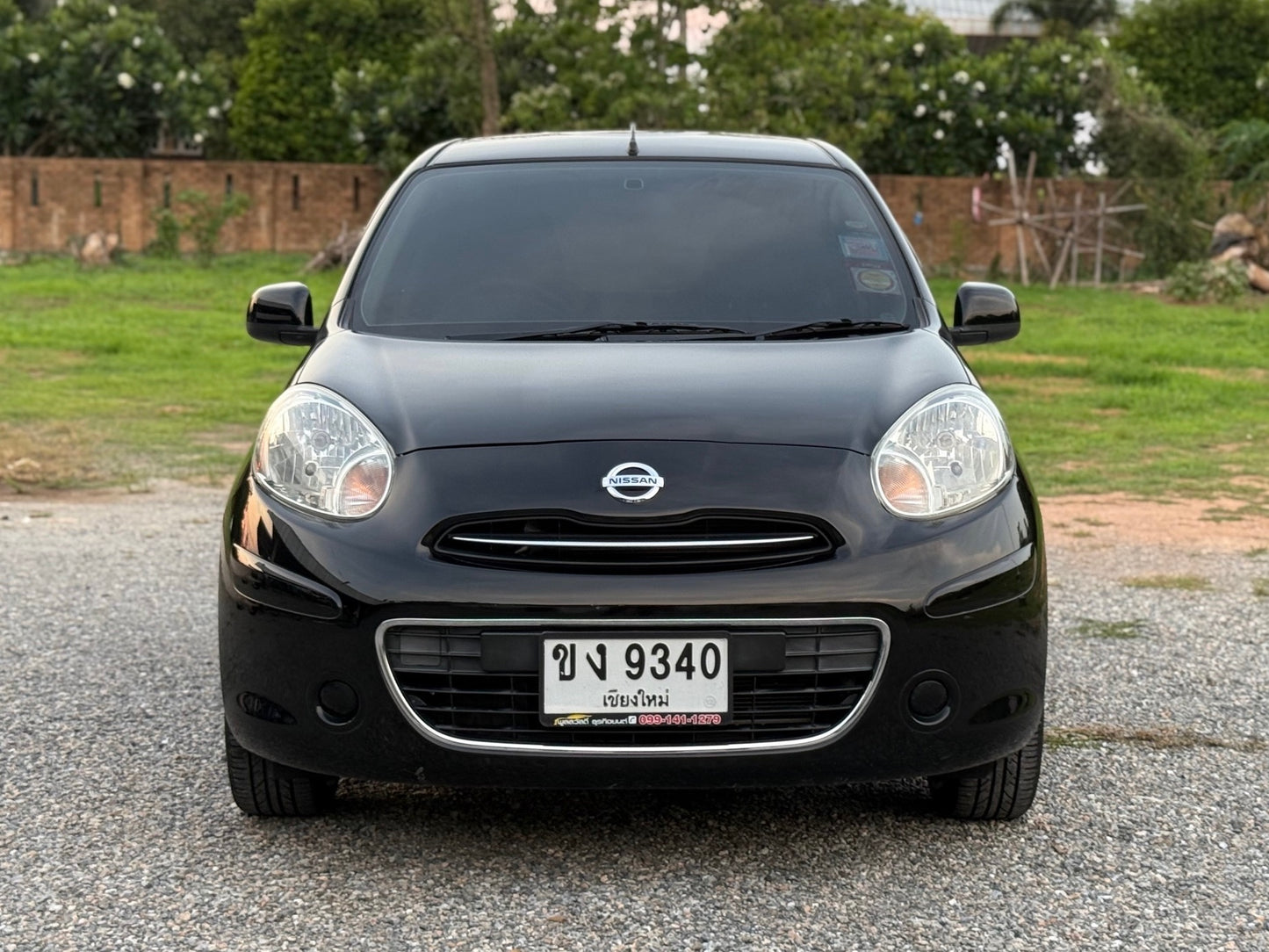 Nissan March 1.2 V A/T ปี 2011