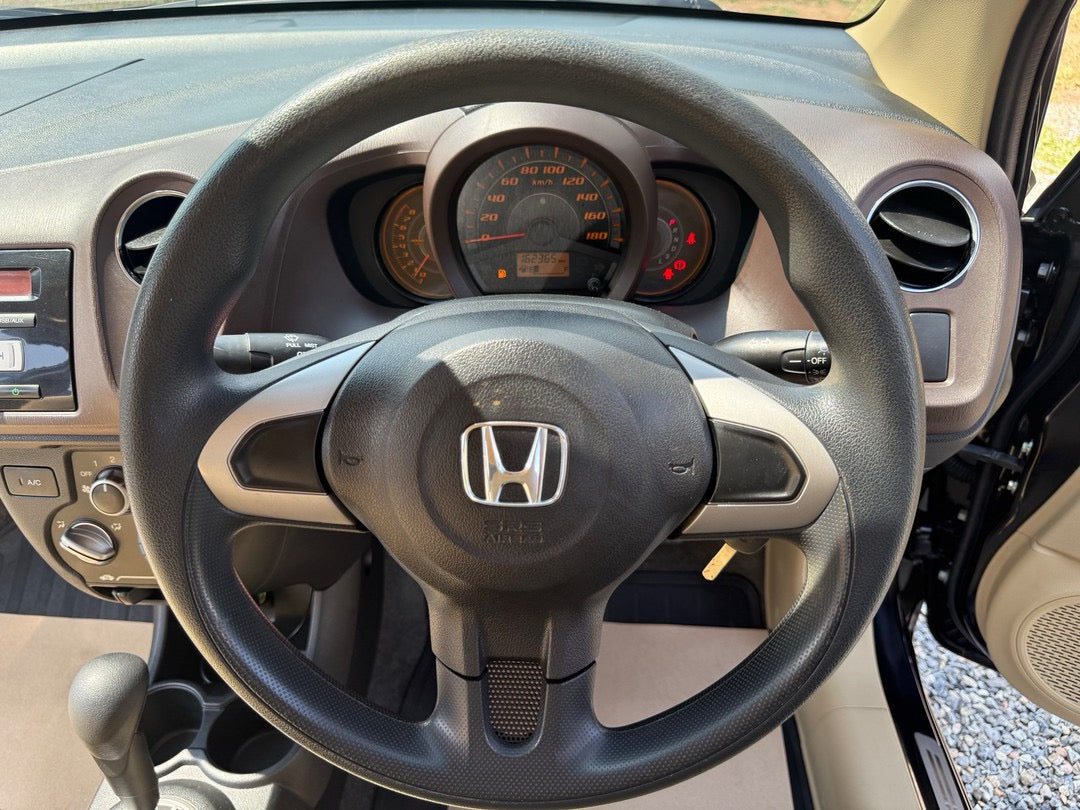 Honda brio AMAZE 1.2V i-vtec A/T AIRBAG ABS A/T(เกียร์ออโต้) ปี 2013/2556