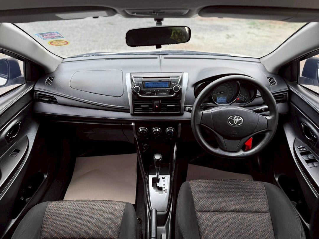 TOYOTA VIOS 1.5 J AIRBAG ABS เกียร์ออโต้ 2018/2561 ตัวใหม่ ฝาขาว NR2
