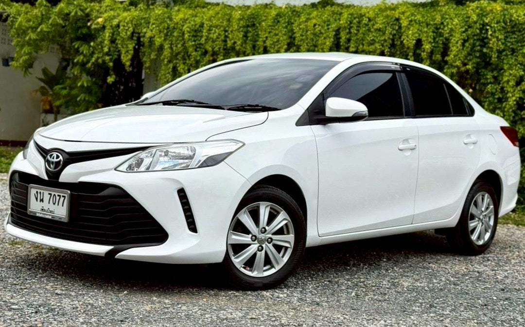 TOYOTA VIOS 1.5 J AIRBAG ABS เกียร์ออโต้ 2018/2561 ตัวใหม่ ฝาขาว NR2