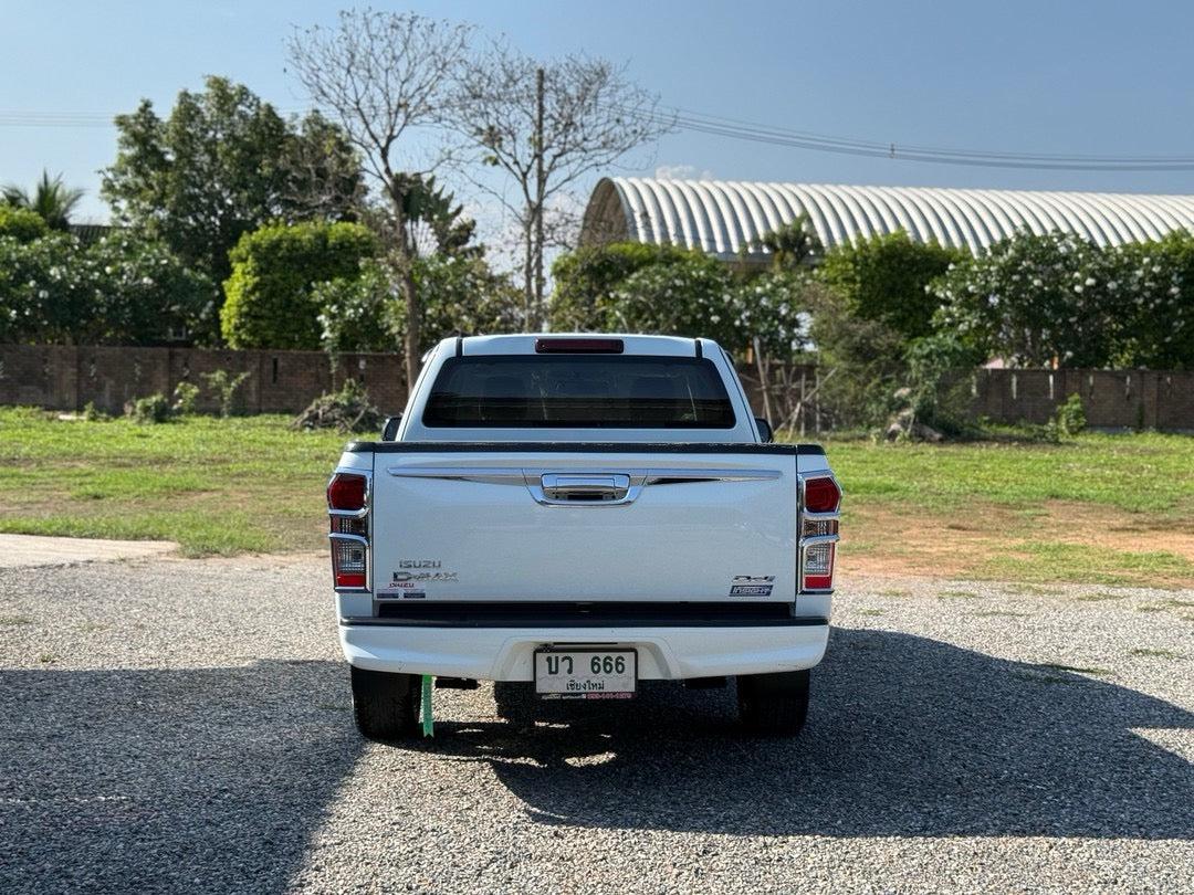 All New Dmax 1.9 L MT Daylight 2016
