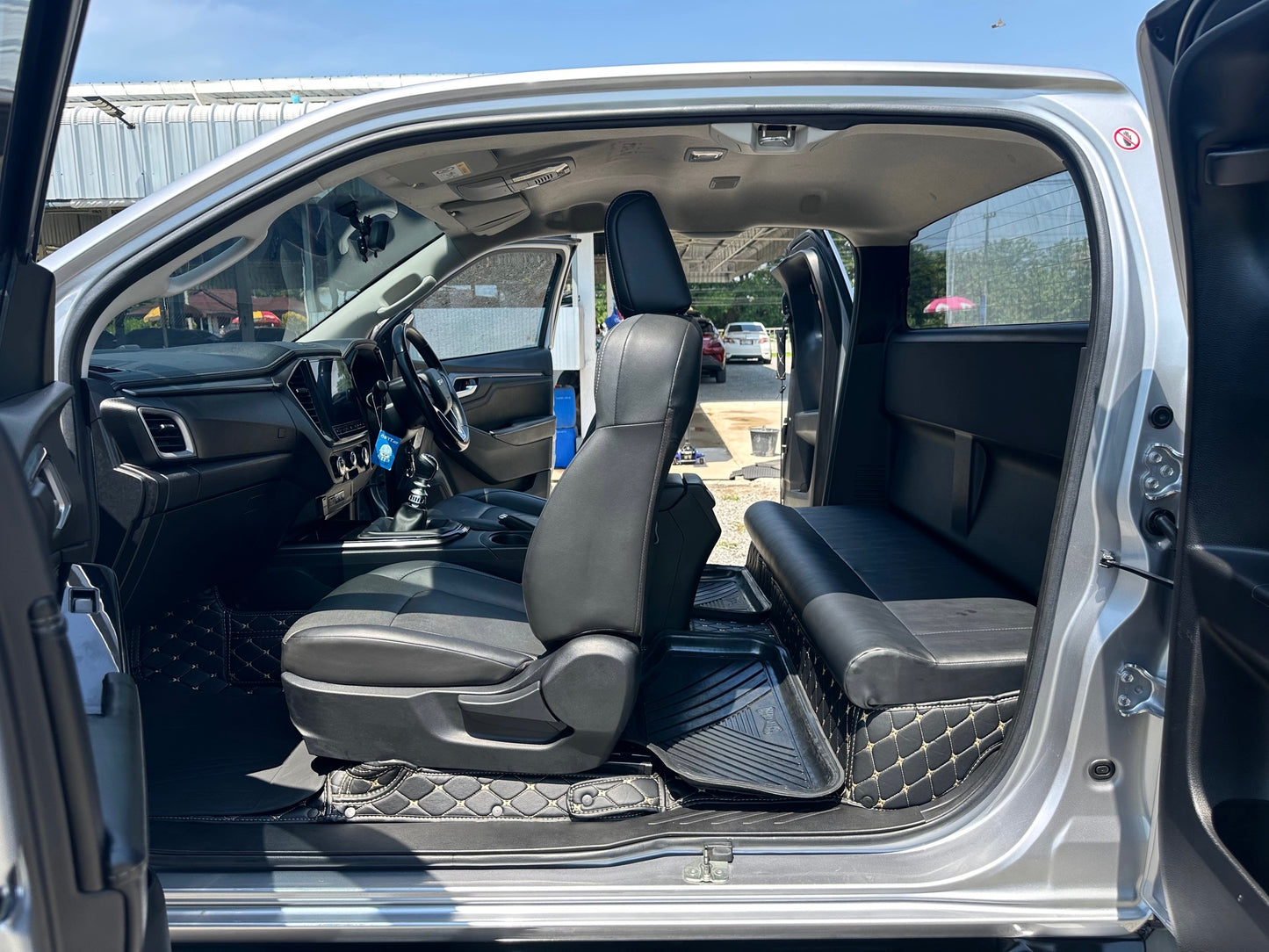 All New D-Max Hi-Lander Z 1.9 Ddi ปี 2020 ท๊อปสุดในรุ่นนี้ หล่อจัดออฟชั่นสุดจัด!