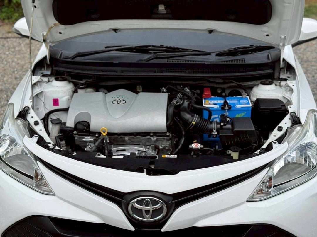 TOYOTA VIOS 1.5 J AIRBAG ABS เกียร์ออโต้ 2018/2561 ตัวใหม่ ฝาขาว NR2