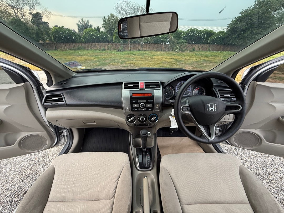 Honda City 1.5 V Auto MNC Auto 2013/2556