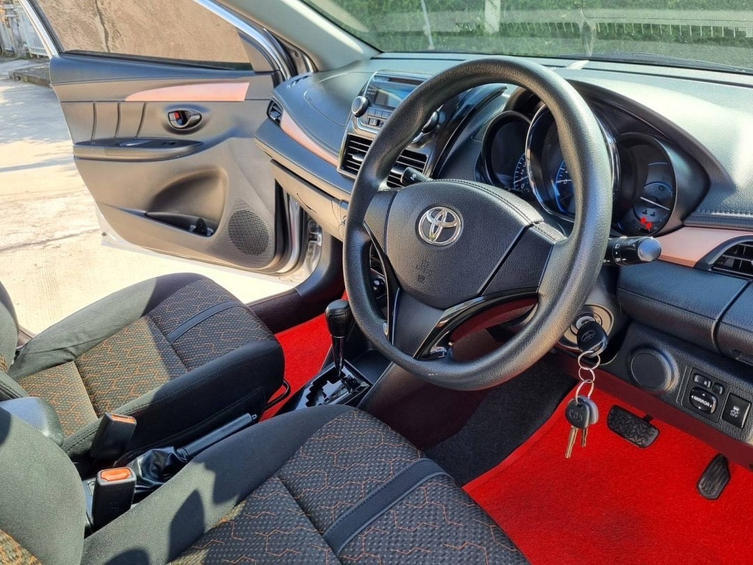 TOYOTA VIOS 1.5 E (รถมือเดียว)
สีบรอนซ์ เกียร์ออโต้ ปี 2017