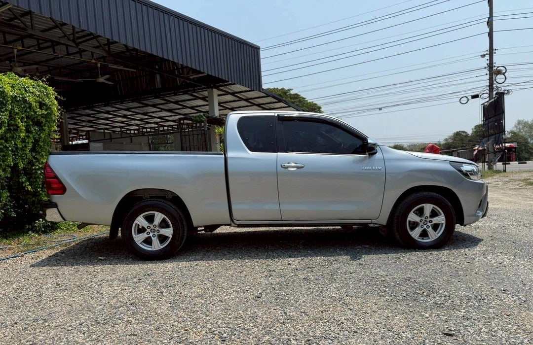 Toyota Revo cab 2.4E m/t 2018/2561