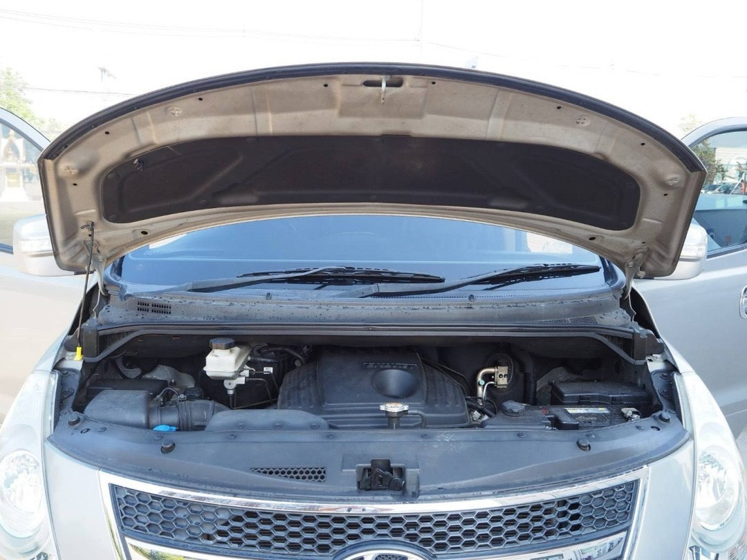 Hyundai H1 2.5 MAESTO TOURING CRDi M/T ปี 2012/2556