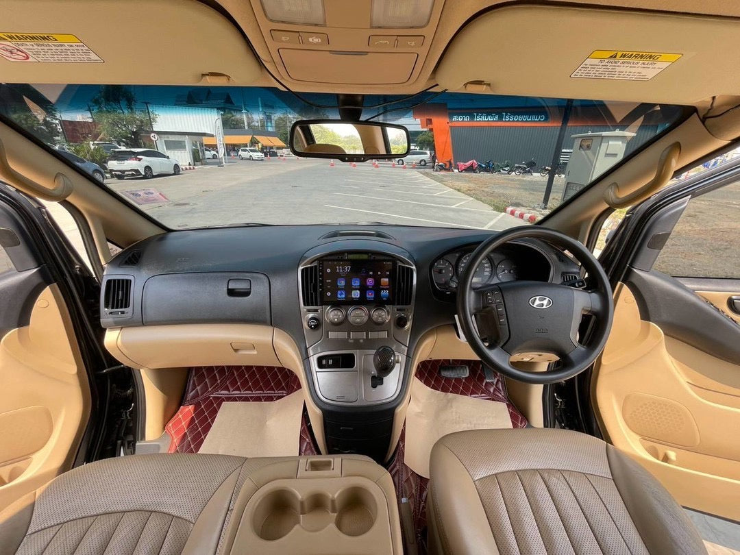 Hyundai H1 2.5 A2 DLUXE ออโต้ ปี 2012/2556
