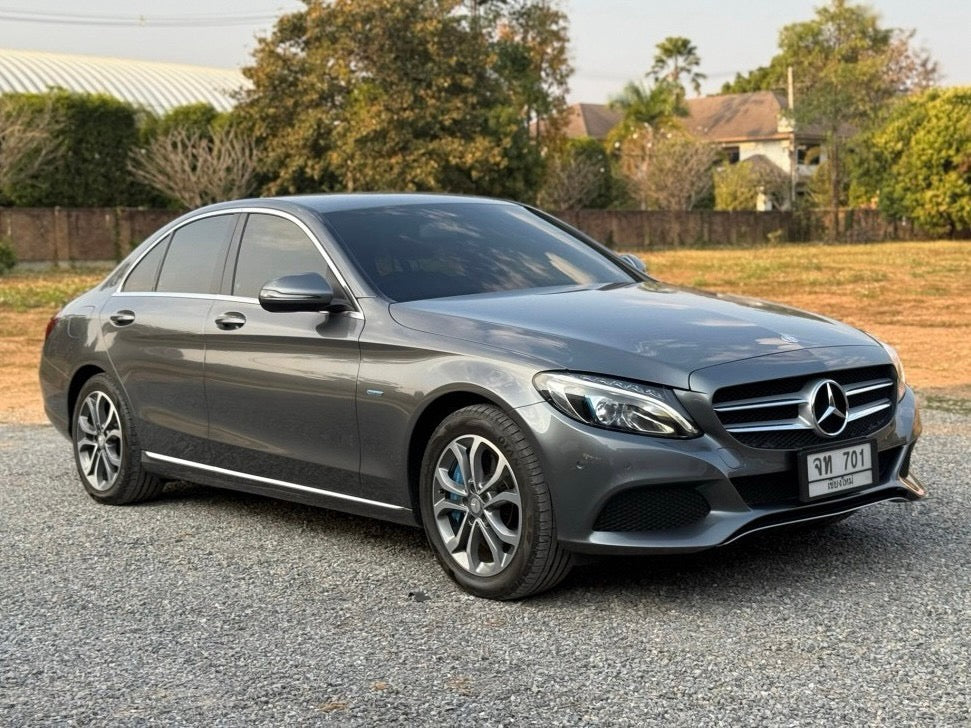 MERCEDEZ BENZ C350e Avatngarde Plugin-Hybrid
2017 โฉม W205