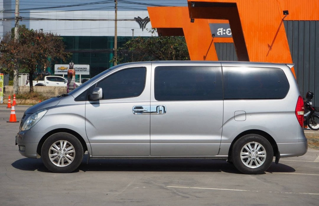 Hyundai H1 2.5 MAESTO TOURING CRDi M/T ปี 2012/2556