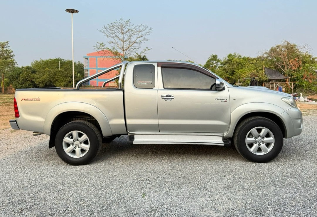 Toyota Hilux vigo 2.5 E Preruner เกียร์ธรรมดา ปี 2010/2553