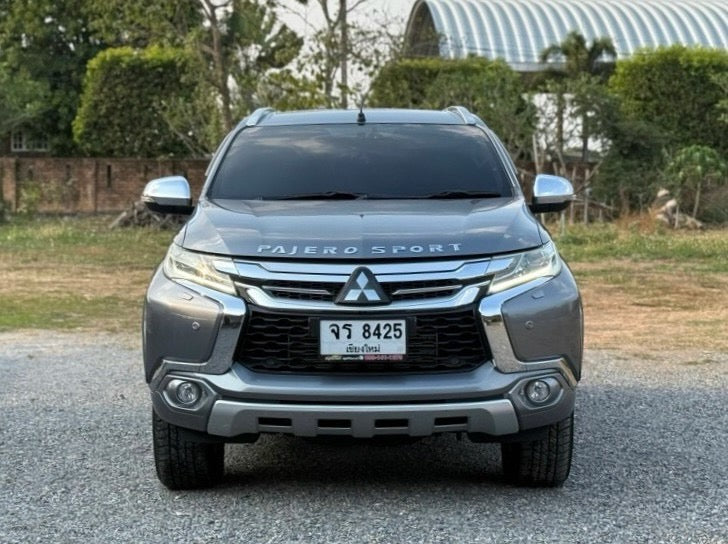 Mitsubishi PAJERO Sport 2.4GT Premium Top 2WD 7 ที่นัง ปี 2017 จดทะเบียน 2561