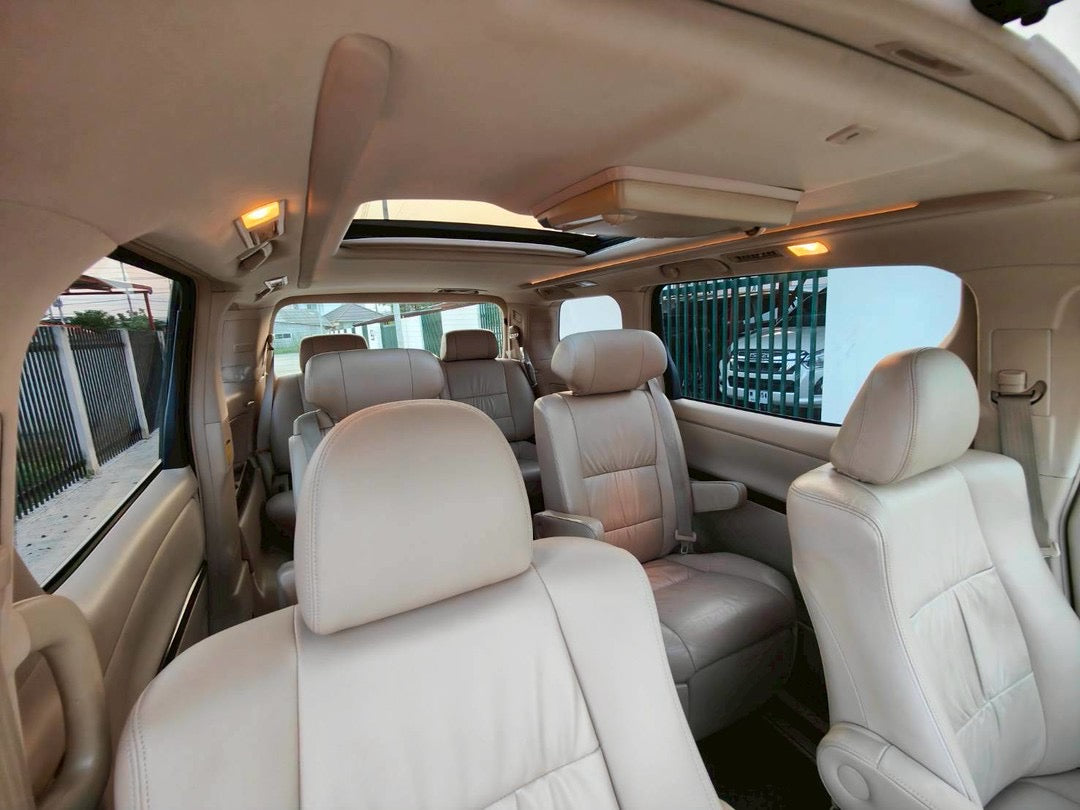 TOYOTA ALPHARD 2.4V ปี 2554