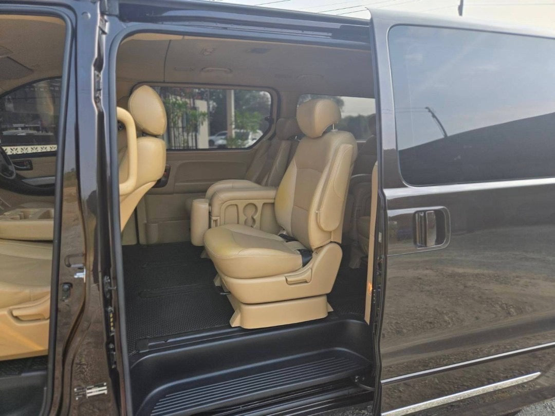 Hyundai H-1 Elite NS ปี 2022/2565
