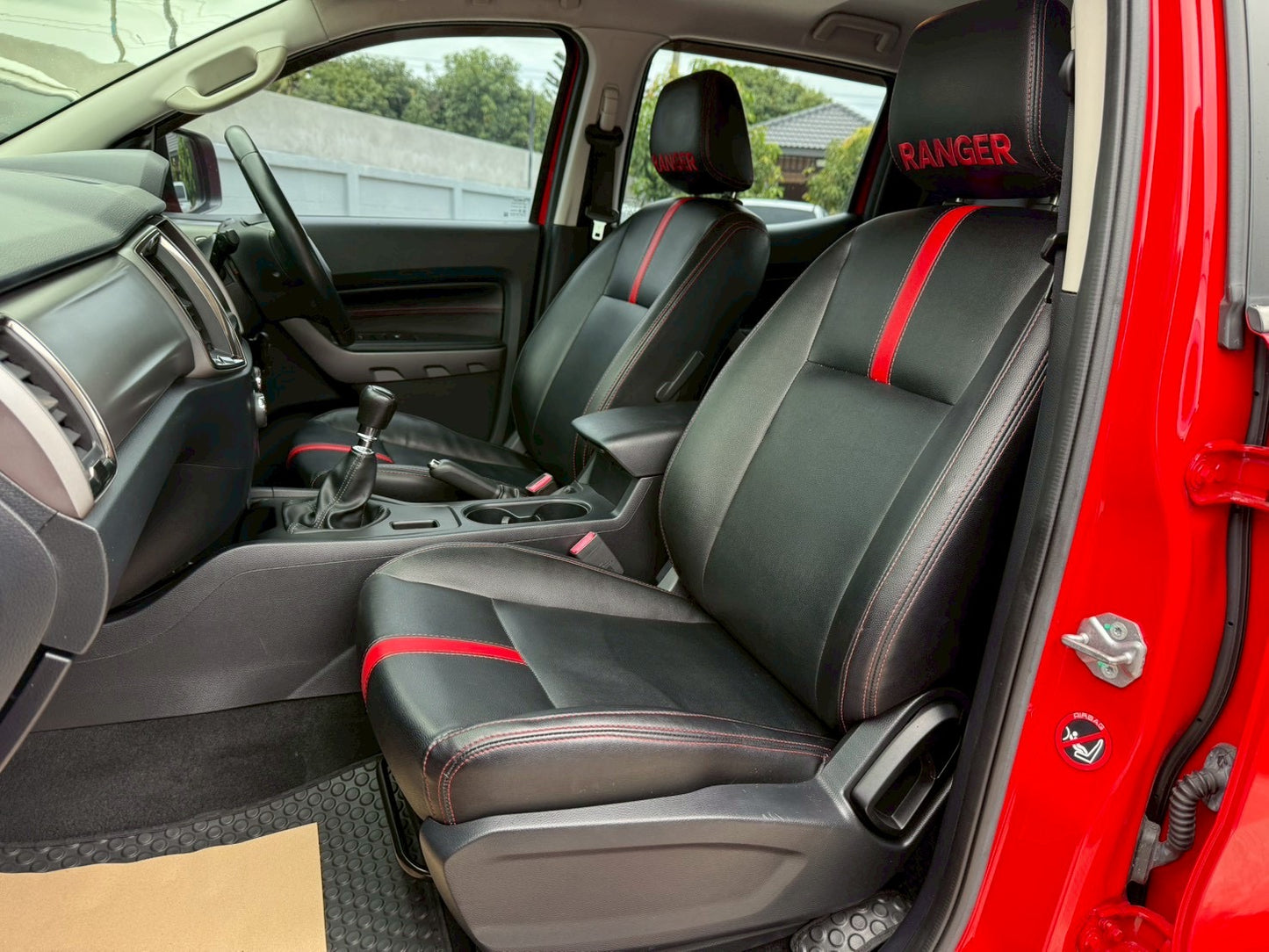 FORD RANGER DCab XLT 2.2D M/T ปี 2019 (2562)