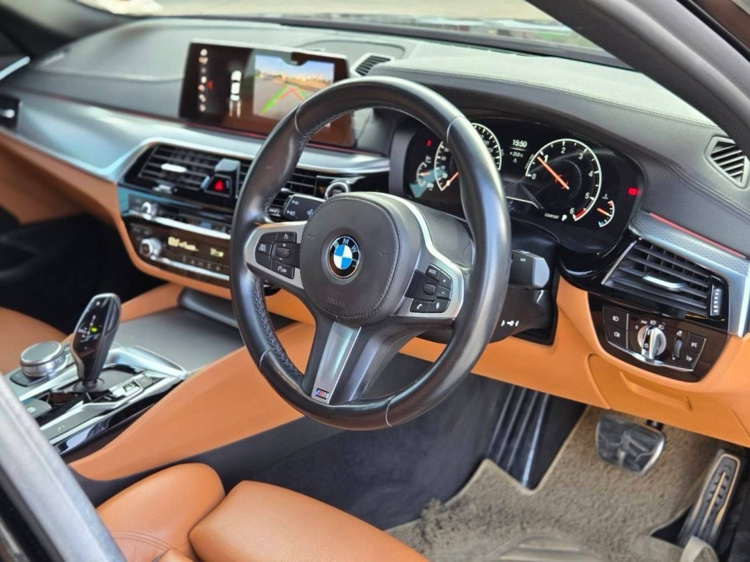 BMW 520D G30 M SPORT จดทะเบียนปี 2563