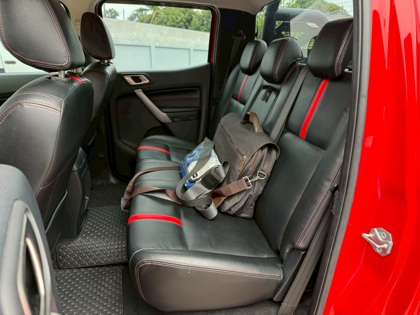 FORD RANGER DCab XLT 2.2D M/T ปี 2019 (2562)