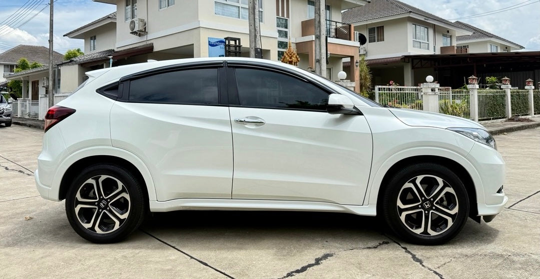 HONDA HRV E Limited เกียร์ Auto 
ปี 2016 (2559)