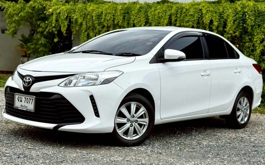 TOYOTA VIOS 1.5 J AIRBAG ABS เกียร์ออโต้ 2018/2561 ตัวใหม่ ฝาขาว NR2