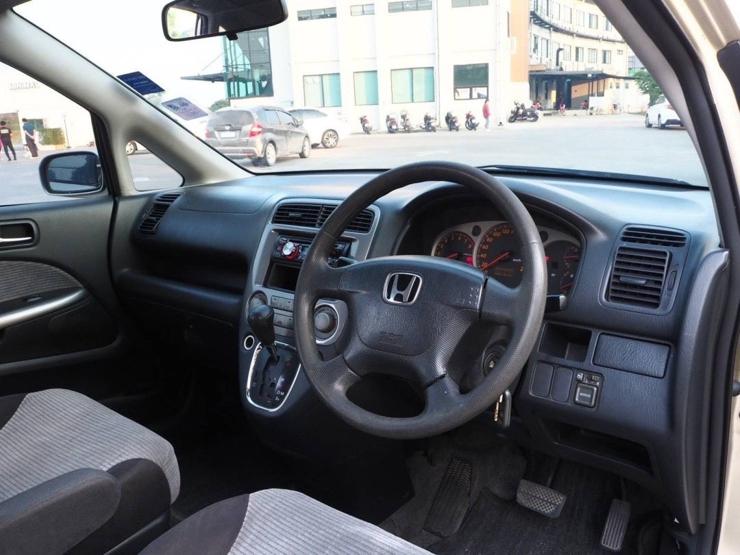 Honda stream 2.0 ปี 2003
