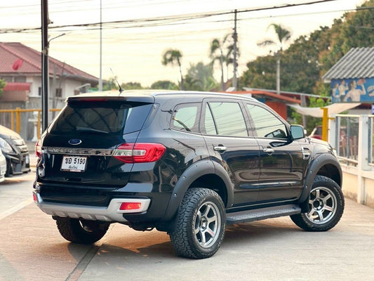 FORD EVEREST 2.2 TITANIUM 2WD ออโต้ ปี 2016 (2559) 7 ที่นั่งยอดฮิต