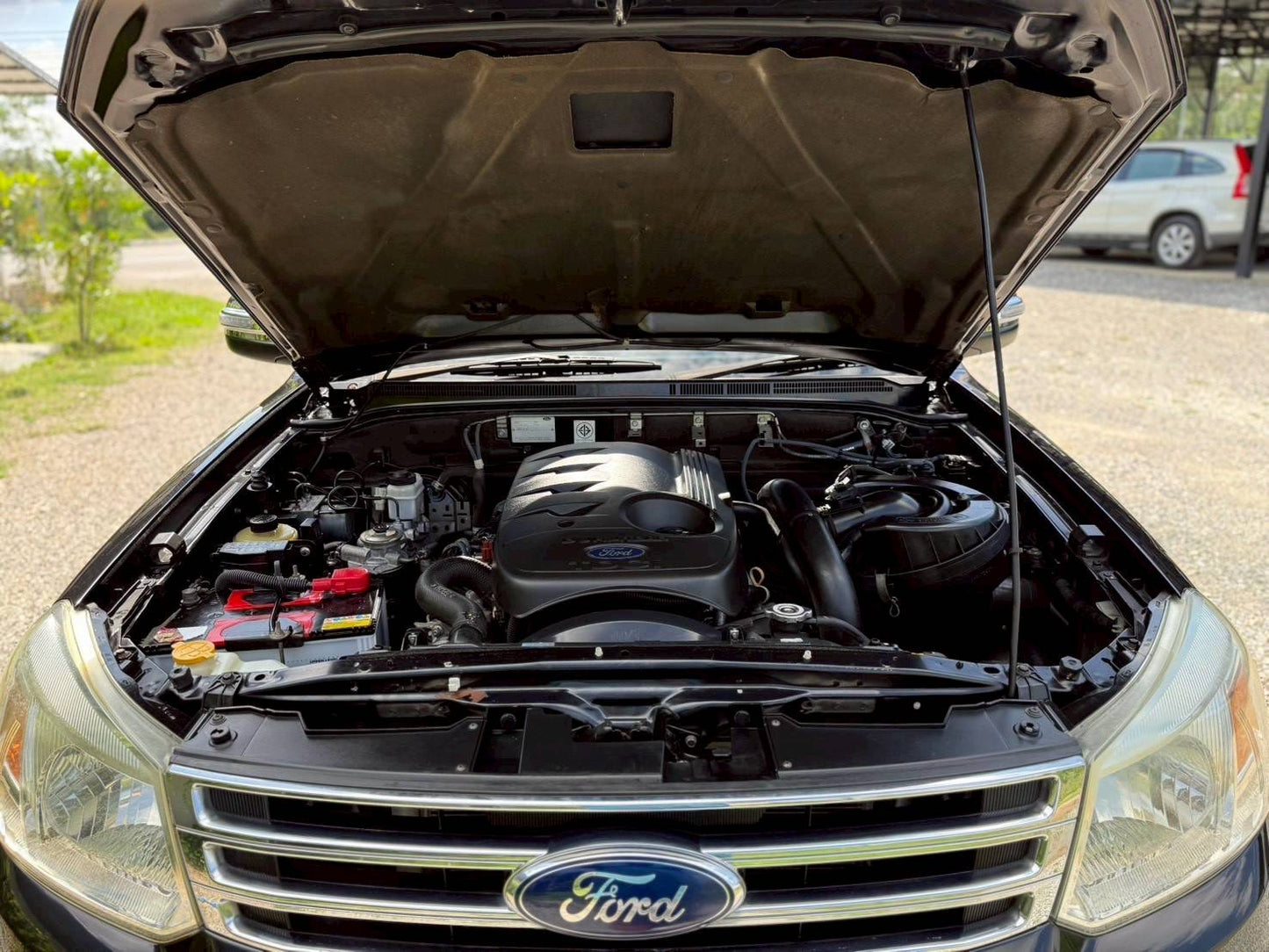 Ford Everest 2.5 LTD LIMITED ออโต้ 2WD ปี 2557