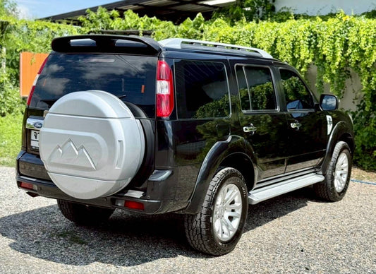 Ford Everest 2.5 LTD LIMITED ออโต้ 2WD ปี 2557
